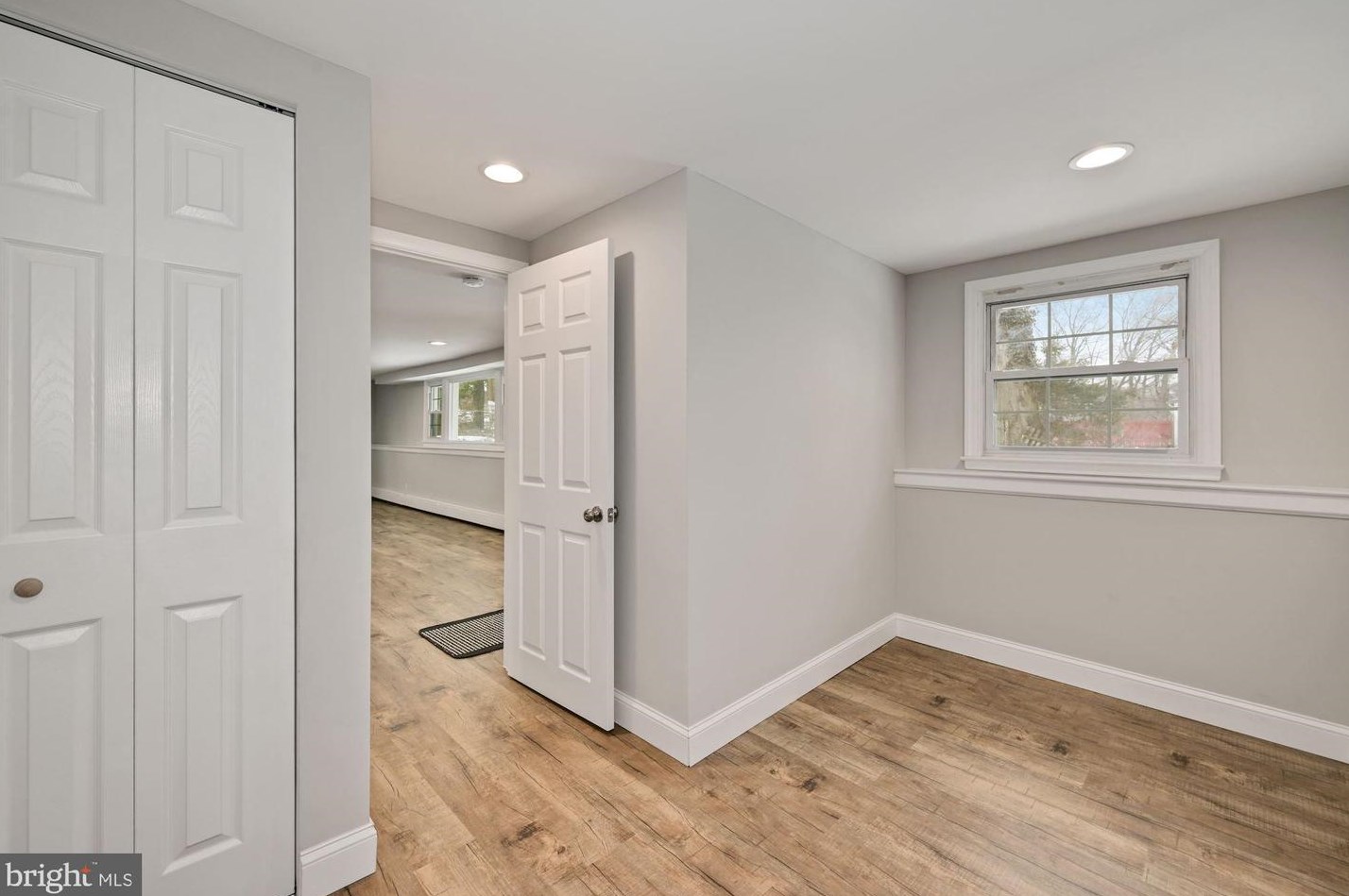405 Evesham Ave, Magnolia NJ  08049-1726 exterior