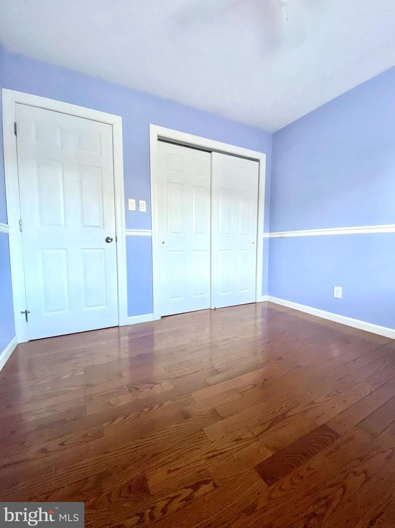 826 Plymouth Dr, Waterford Township NJ exterior