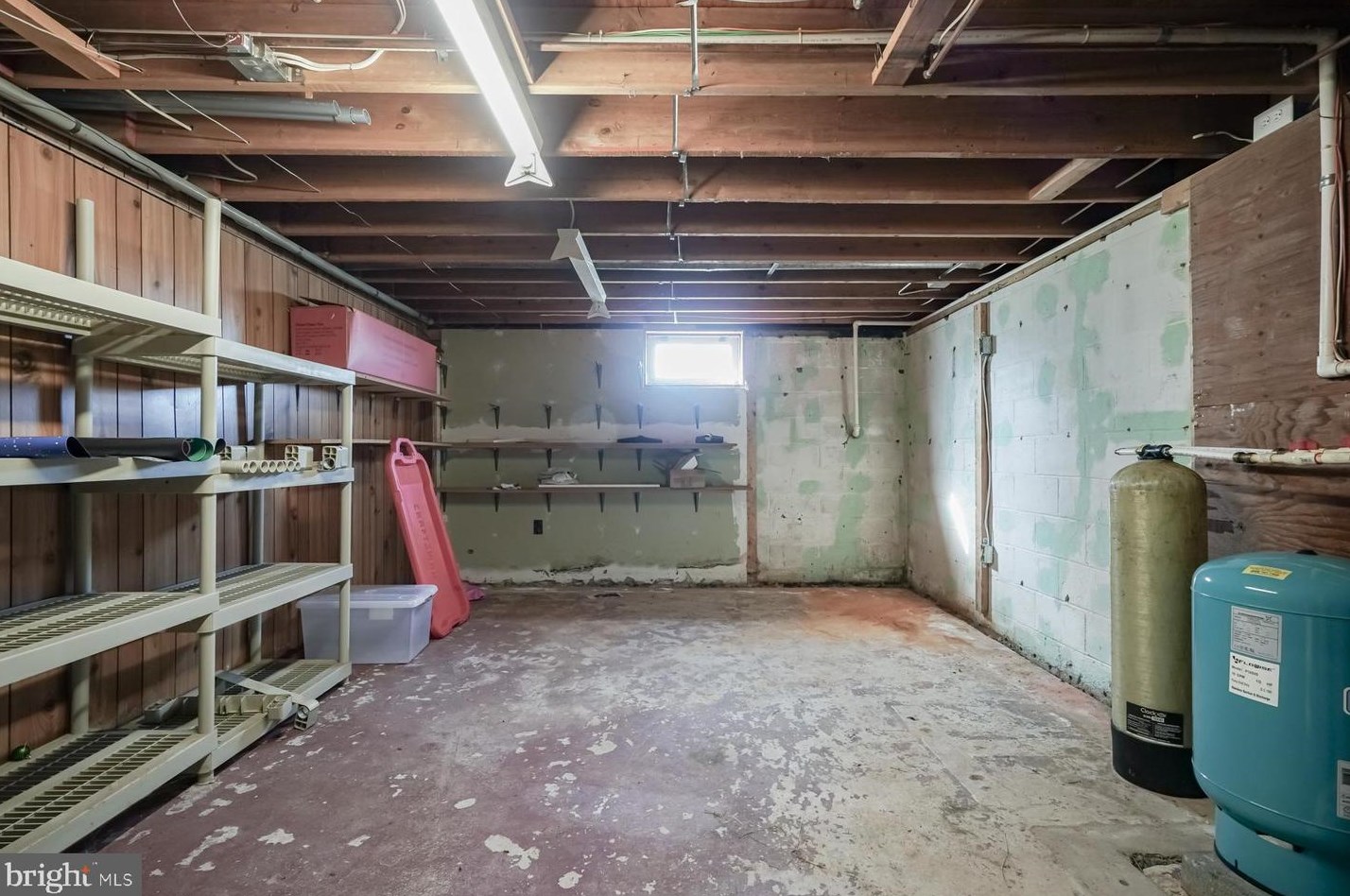 2304 Auburn Ave, Waterford Township NJ 08004-1722 exterior