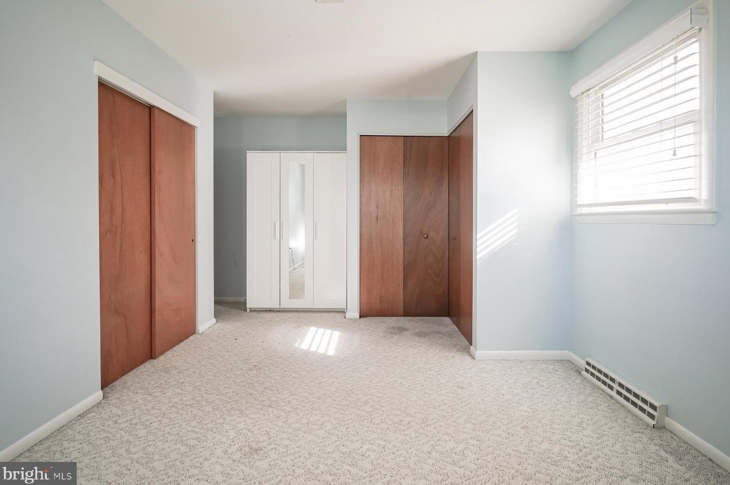 2304 Auburn Ave, Waterford Township NJ 08004-1722 exterior