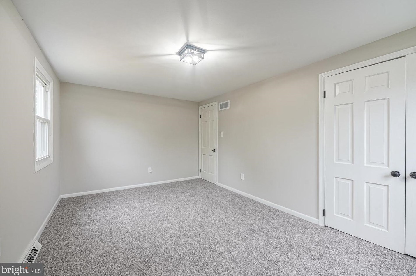 2294 Richards Ave, Waterford Township NJ  08004-1219 exterior