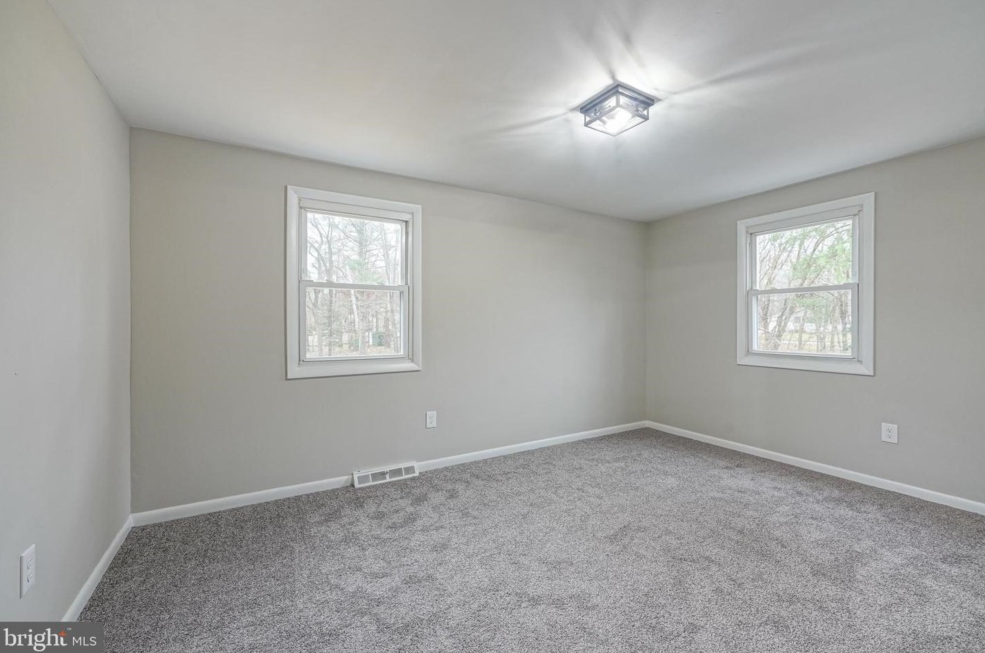 2294 Richards Ave, Waterford Township NJ  08004-1219 exterior