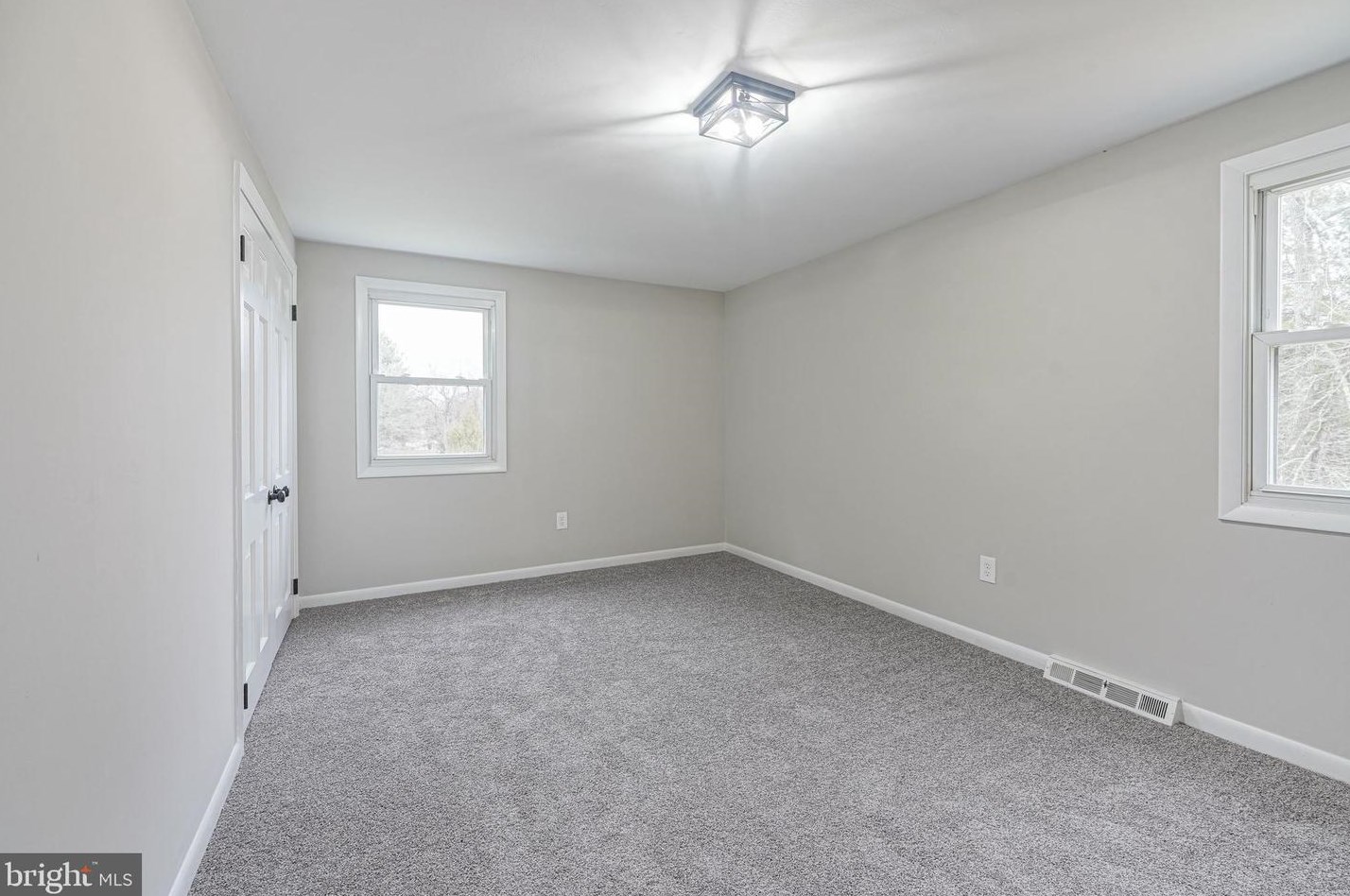 2294 Richards Ave, Waterford Township NJ  08004-1219 exterior