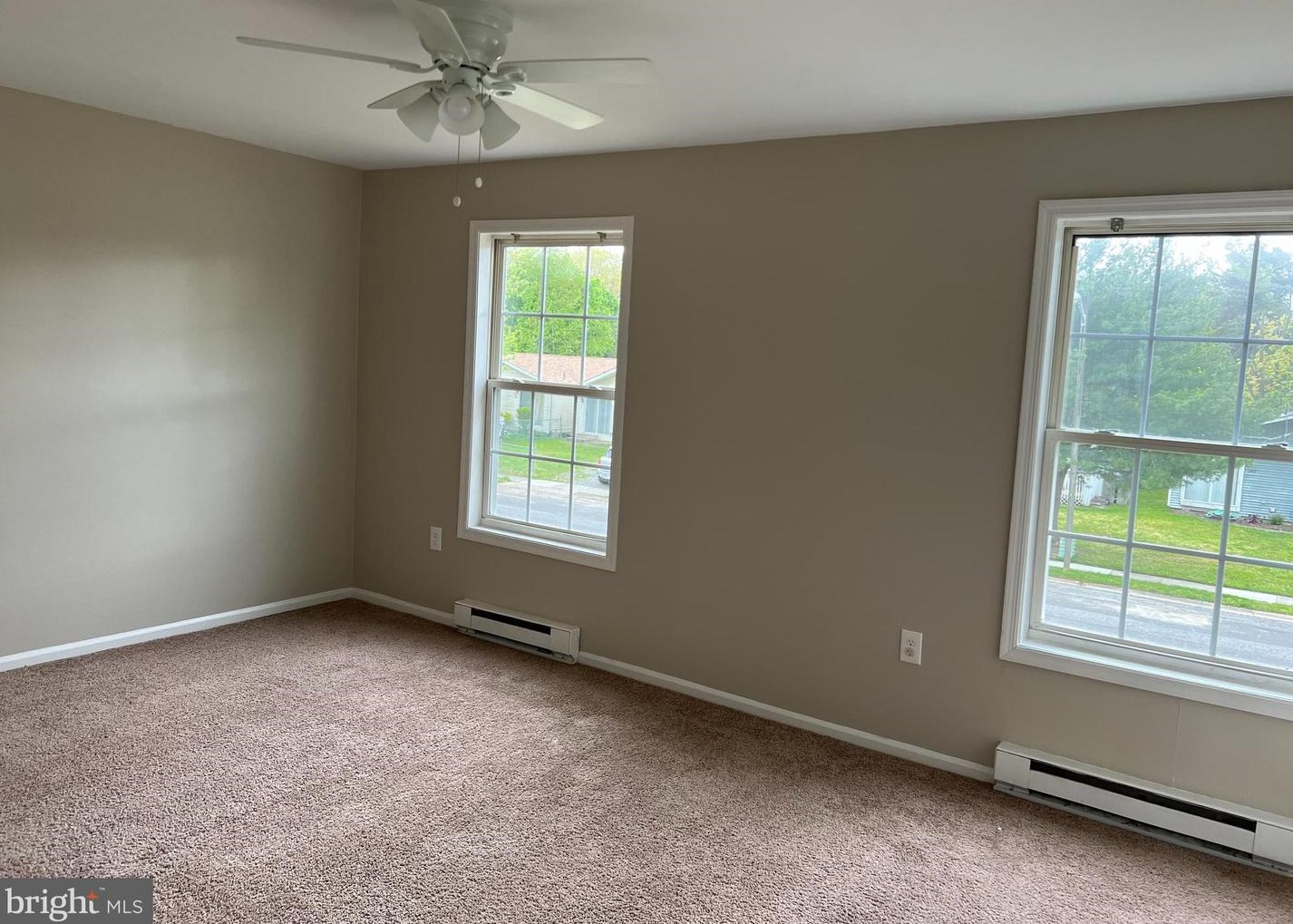 209 Gibbons Ct, Waterford Township NJ  08004-2448 exterior