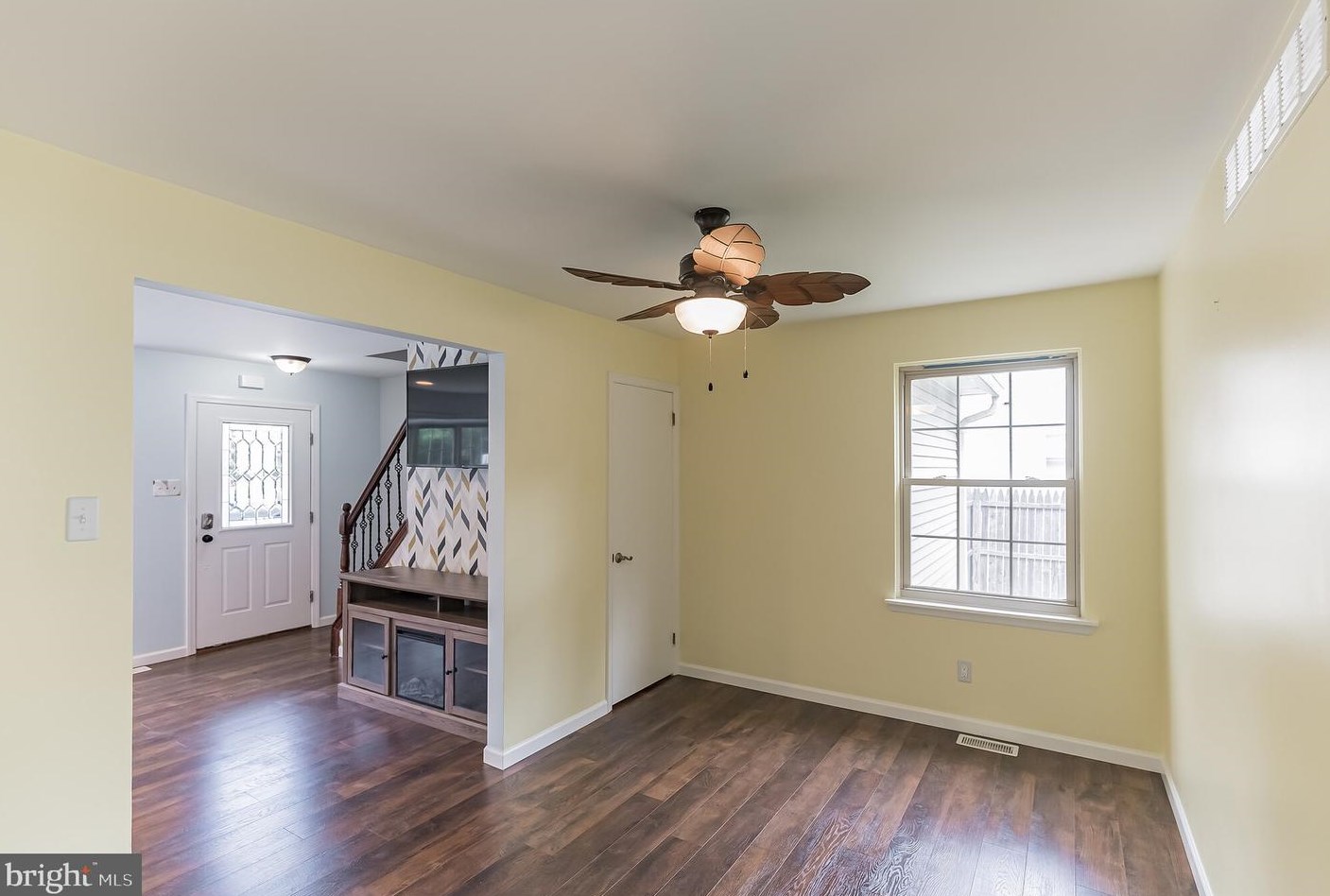 2 Hunter Ct, Waterford Township NJ  08004-2921 exterior