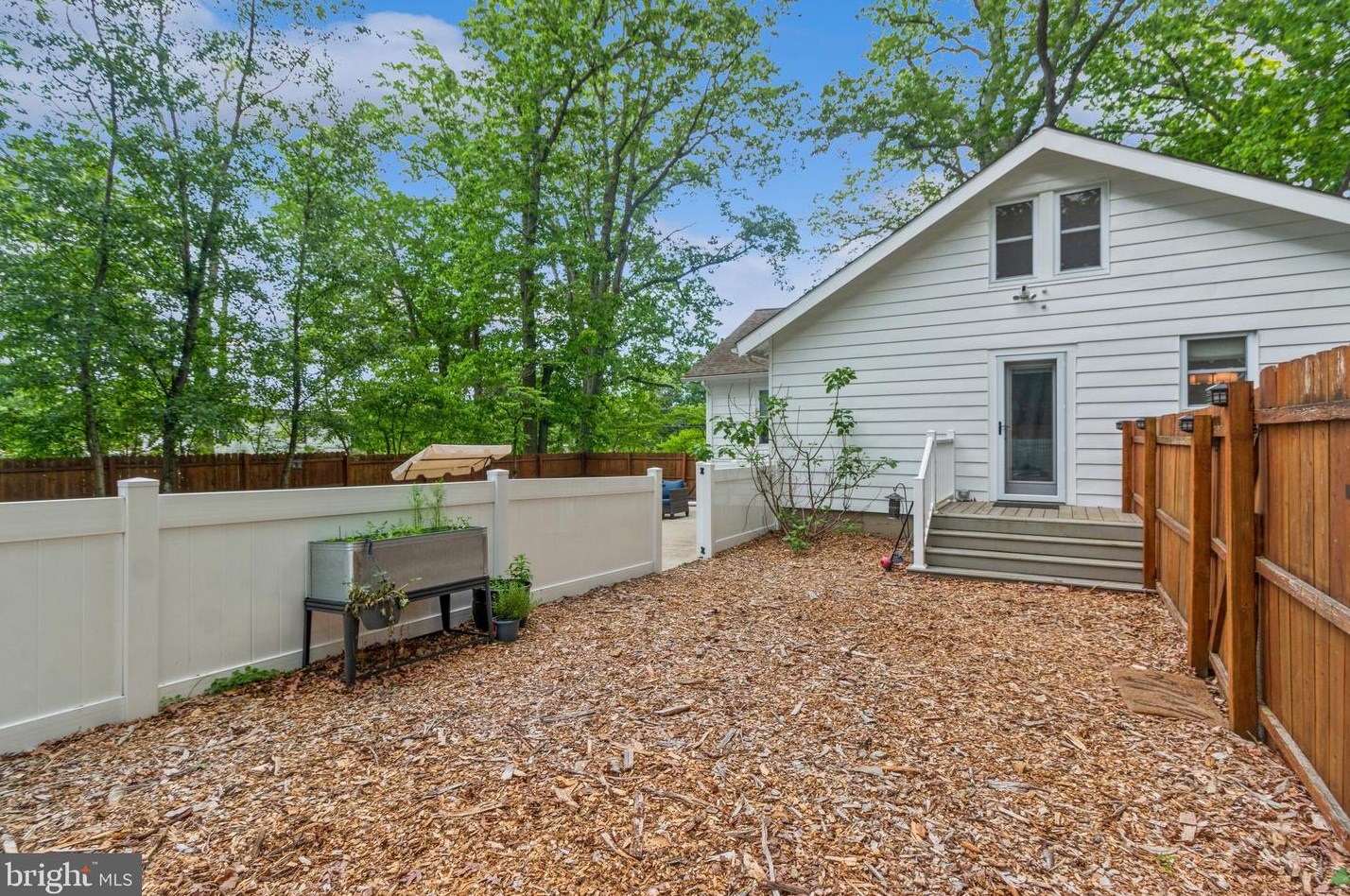 2139 Atco Ave, Waterford Township NJ  08004-1937 exterior