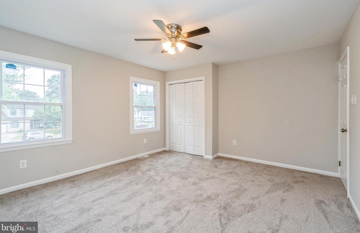 708 Forrest Dr, Waterford Township NJ  08004-1125 exterior