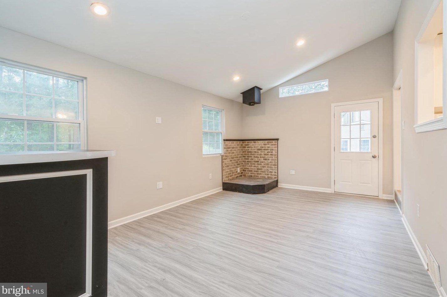 708 Forrest Dr, Waterford Township NJ  08004-1125 exterior