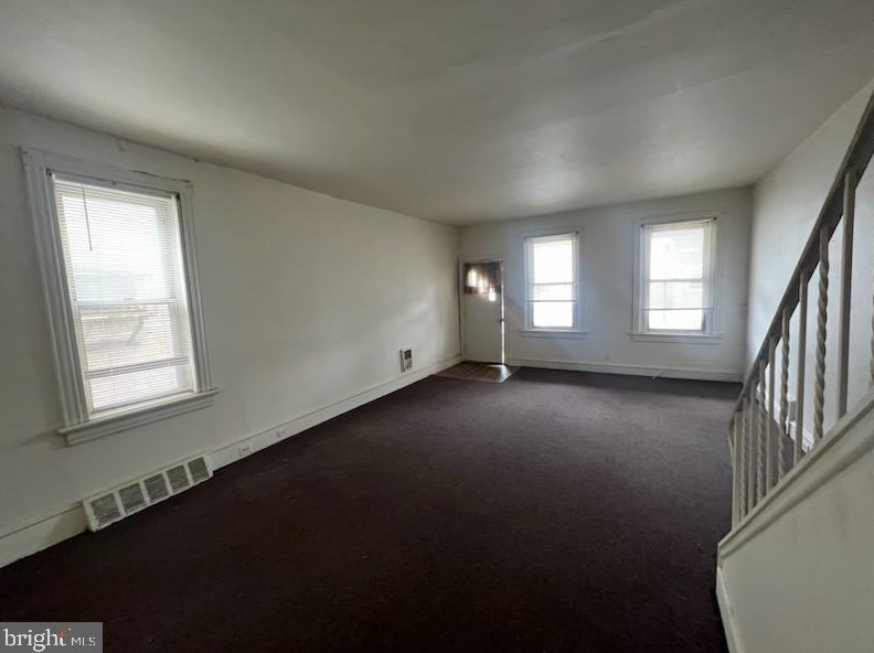 26 N Broadway, Gloucester, NJ 08030