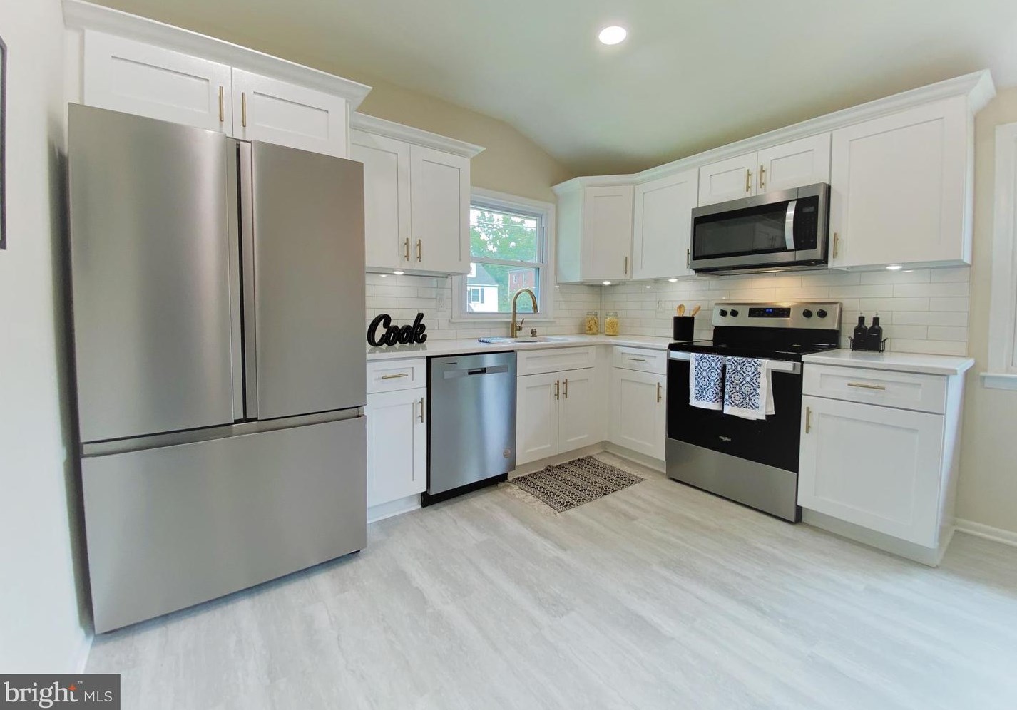 42 Charleston Ave, Lawnside NJ 08045-1609 exterior