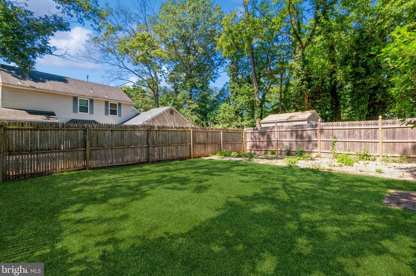 61 Woodstream Dr, Waterford Township NJ 08004-2923 exterior