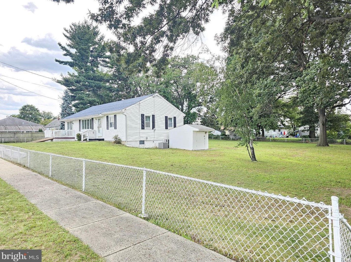 124 Grafton Ave, Gloucester, NJ 08031