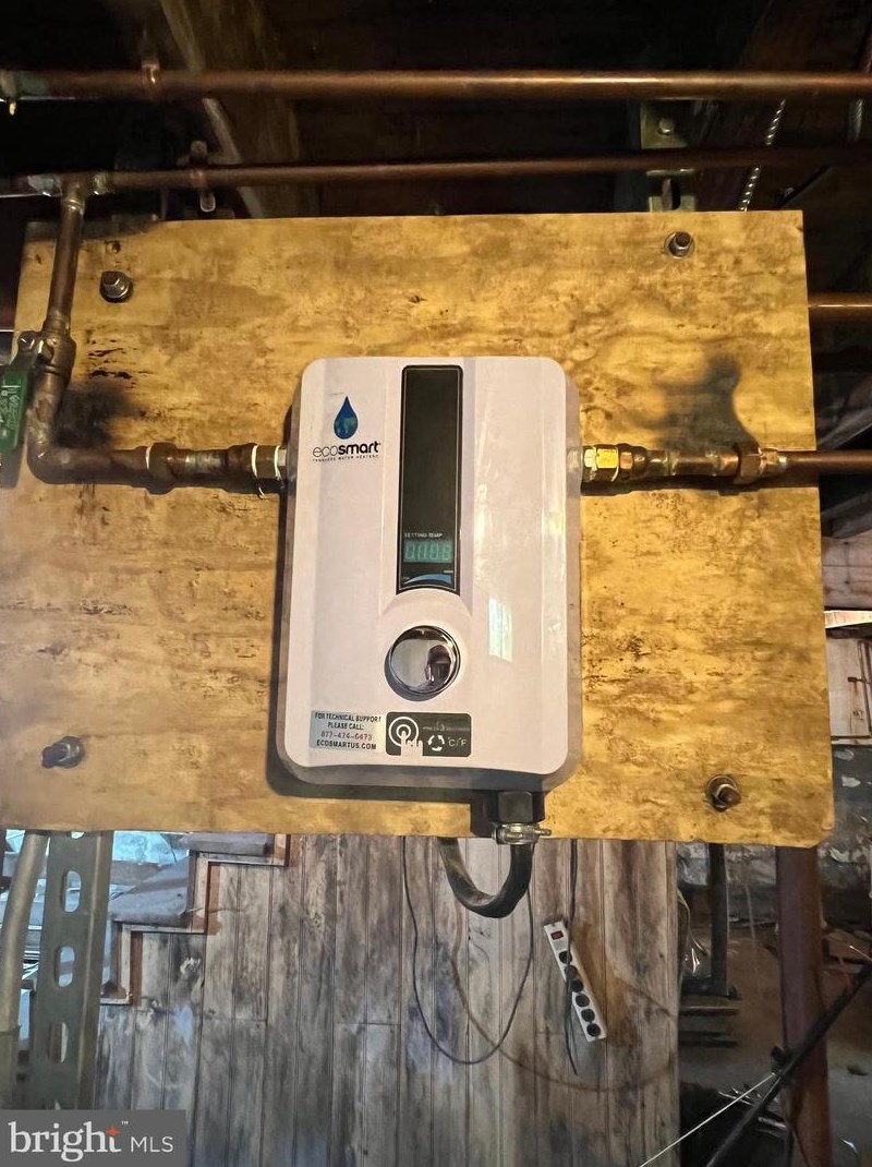 226 Stevens Ave, Waterford Township NJ 08004-2344 exterior