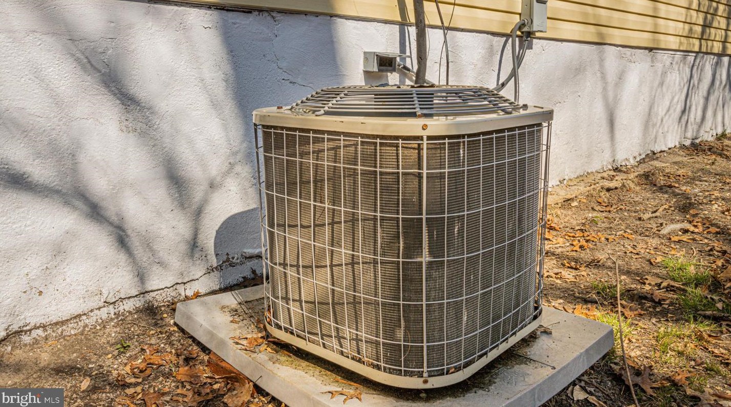 244 Nelson Ave, Waterford Township NJ  08004-2328 exterior