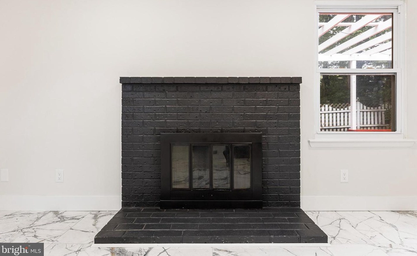 13 Hunter Ct, Waterford Township NJ 08004-2921 exterior