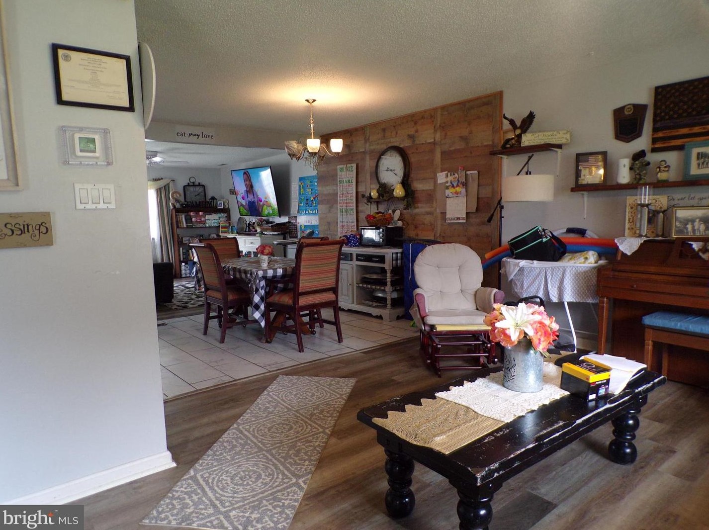 9 Benedette Dr, Waterford, NJ 08089