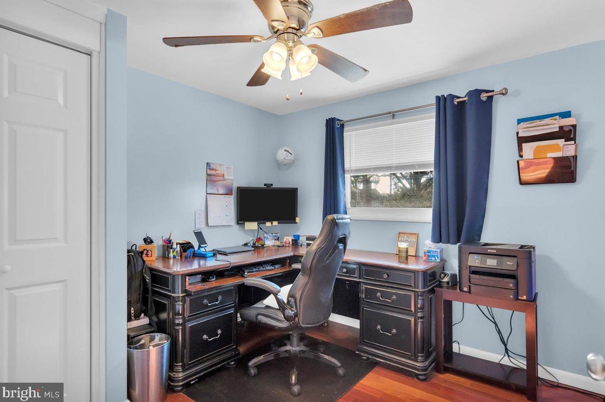 713 George Ln, Glendora NJ  08029-1712 exterior