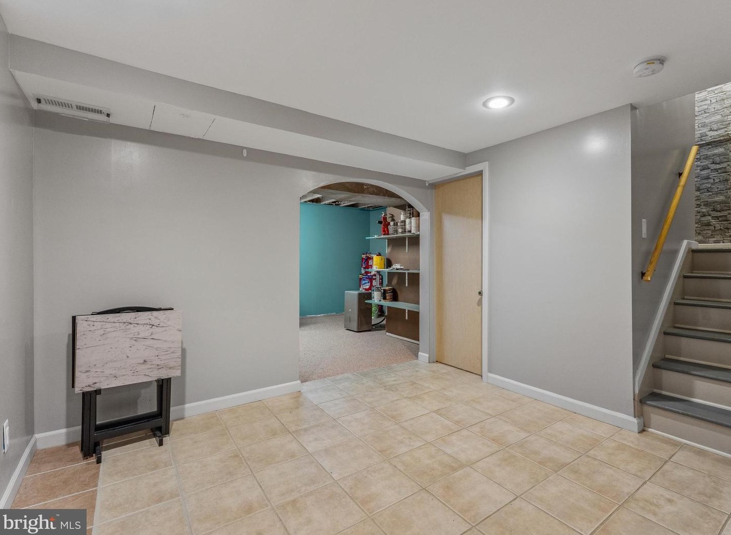 9 Horseshoe Ct, Waterford Township NJ  08004-2922 exterior