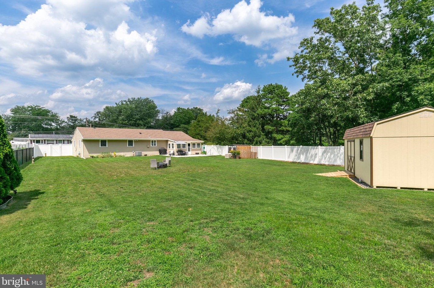 128 Hayes Mill Rd, Waterford Township NJ  08004-2419 exterior