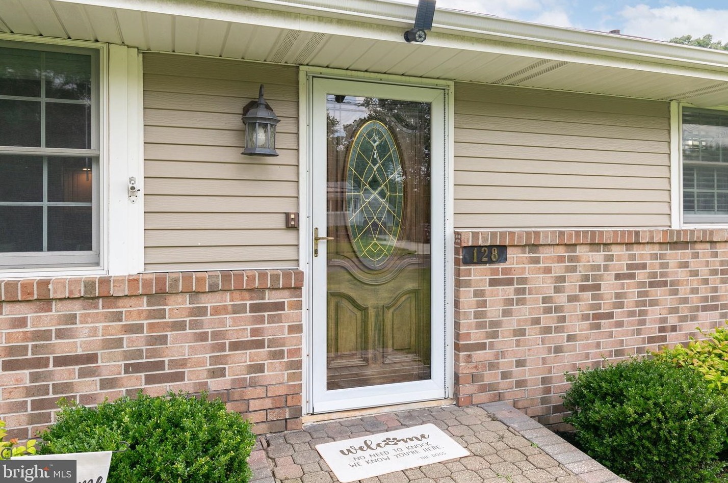128 Hayes Mill Rd, Waterford Township NJ  08004-2419 exterior