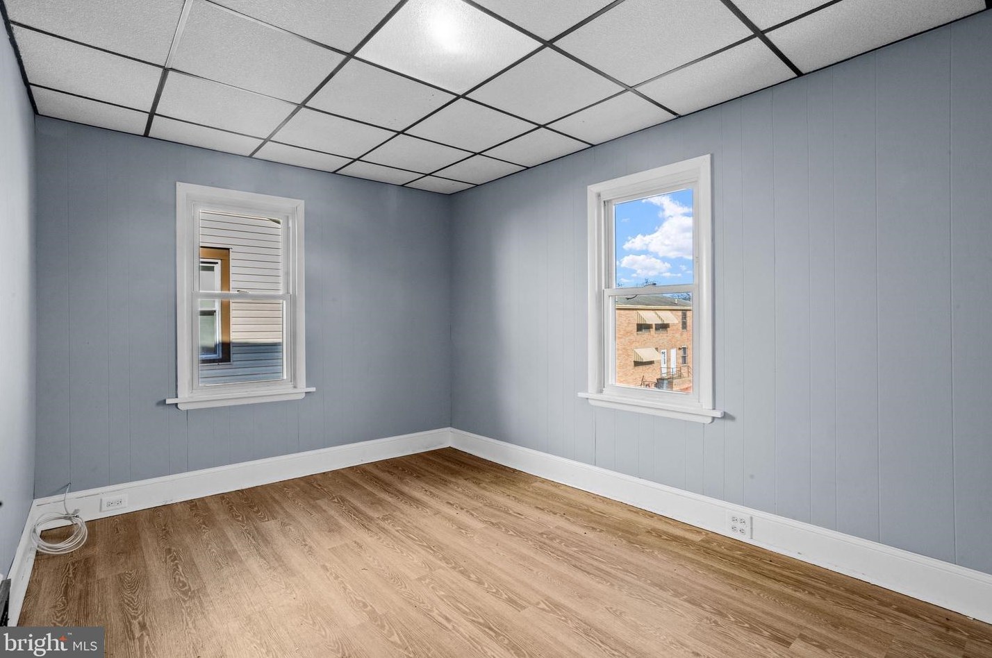 212 Chestnut Ave, Camden NJ  08109-2049 exterior