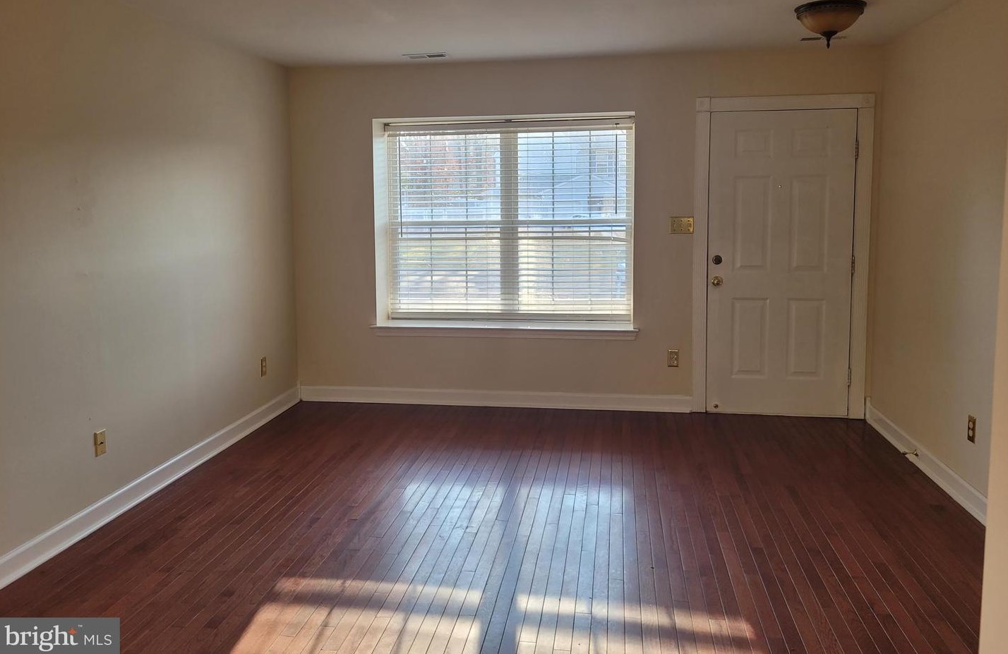 120 Crosley Dr, Waterford Township NJ  08004-3040 exterior