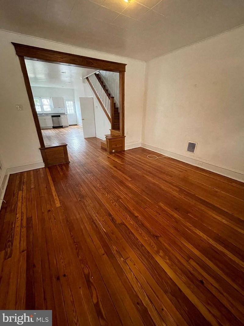 38 Haddon Ave, Camden NJ  08108-1005 exterior