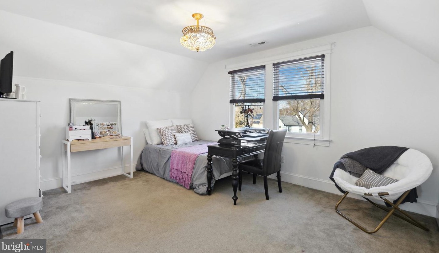 439 Melrose Ave, Camden NJ  08108-2519 exterior