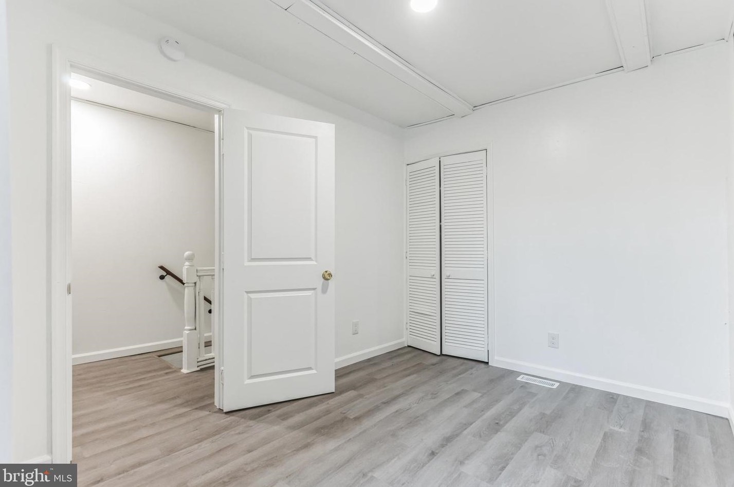 528 Front St, Camden NJ  08102-2128 exterior