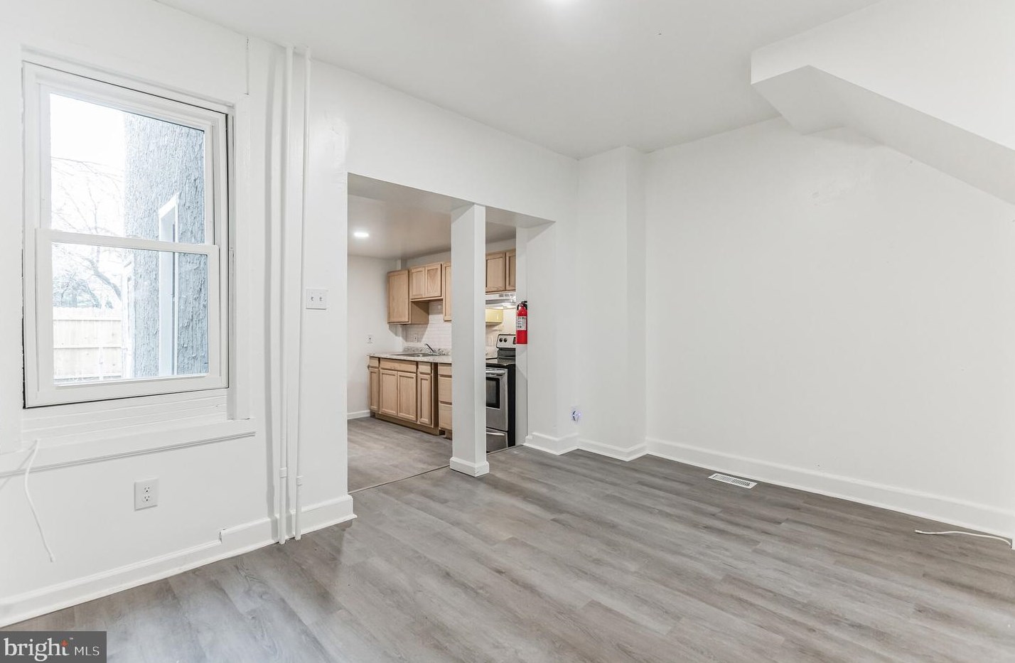 528 Front St, Camden NJ  08102-2128 exterior