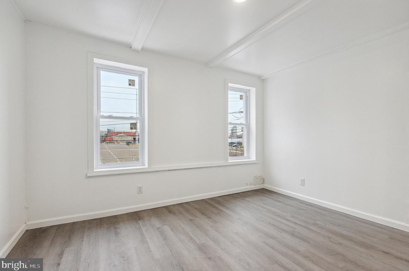 528 Front St, Camden NJ  08102-2128 exterior