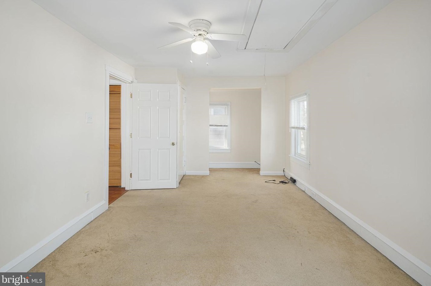 26 Albertson Ave, Camden NJ  08108-2302 exterior