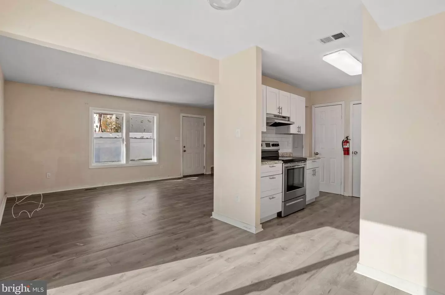 14 Lerner Ct, Erial NJ  08081-1925 exterior