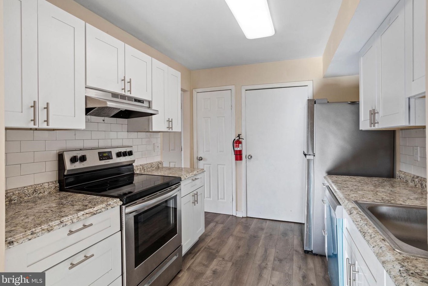 14 Lerner Ct, Erial NJ  08081-1925 exterior