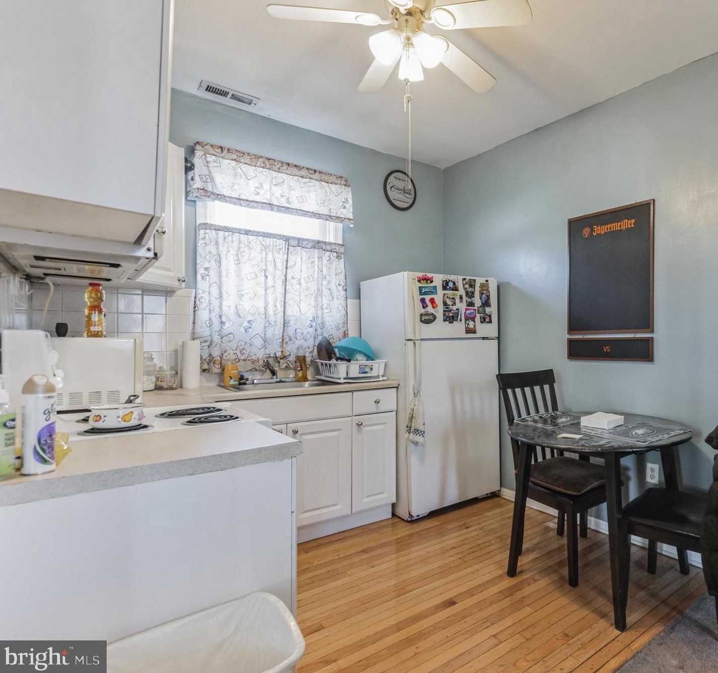 1728 Lexington Ave, Camden NJ  08110-2806 exterior