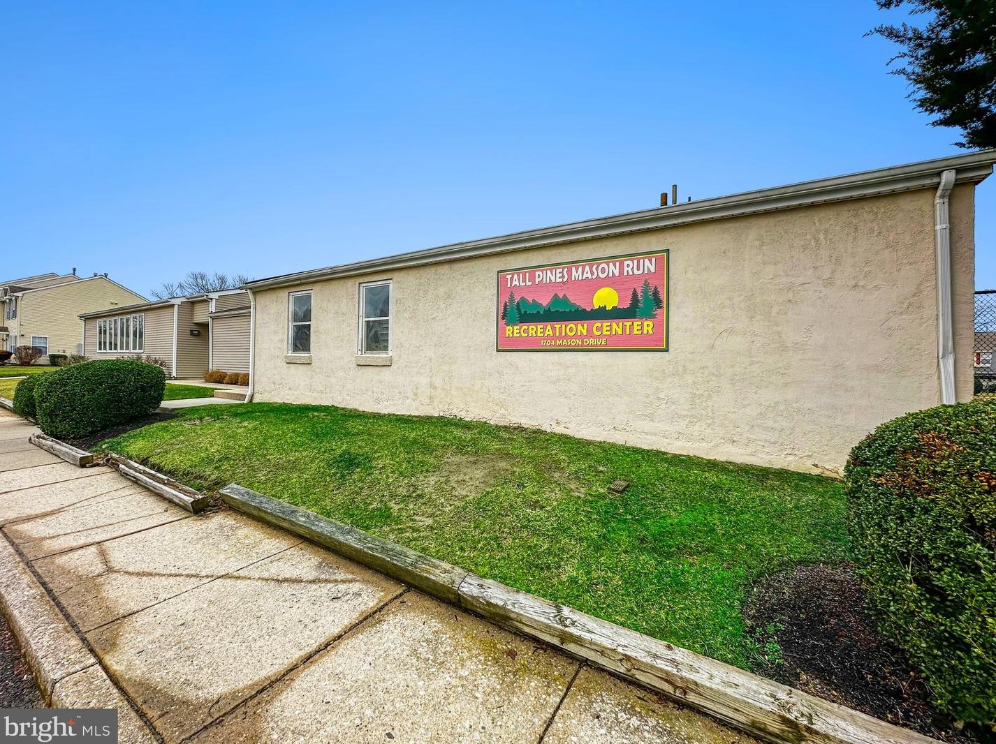 1804 Mason Run, Pine Hill NJ  08021-7607 exterior