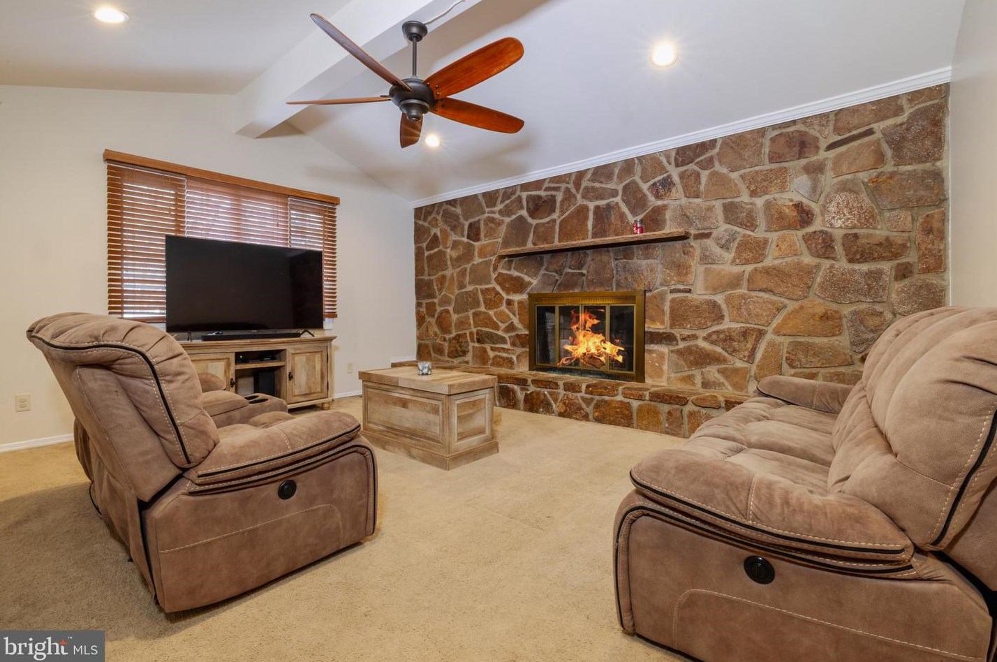 2143 Kohler Ave, Waterford Township NJ  08004-2137 exterior