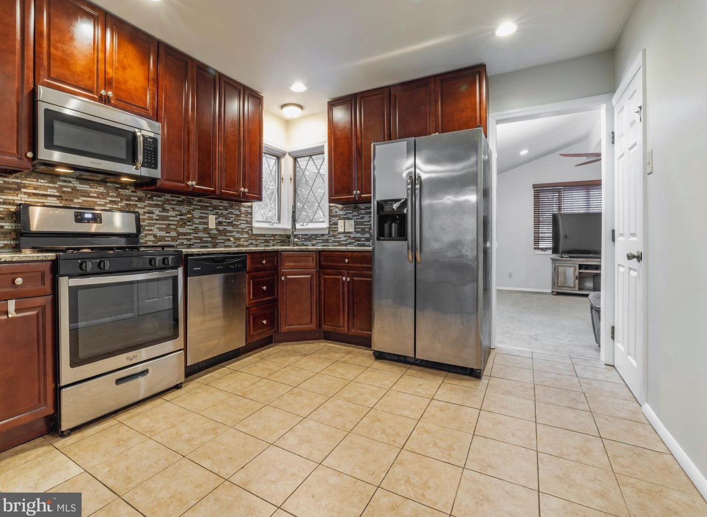 2143 Kohler Ave, Waterford Township NJ  08004-2137 exterior