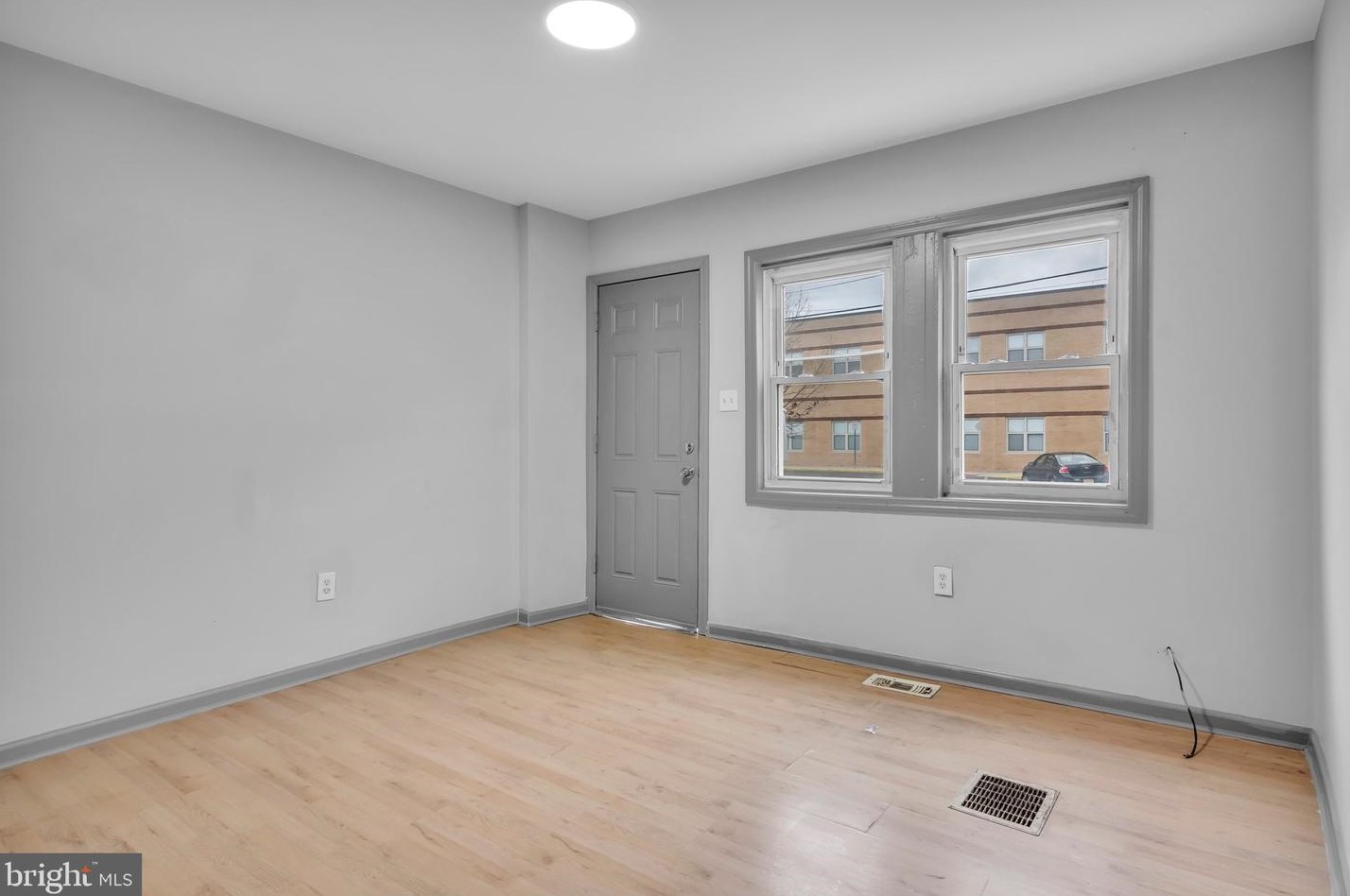 2160 Berwick St, Camden NJ  08105-1829 exterior