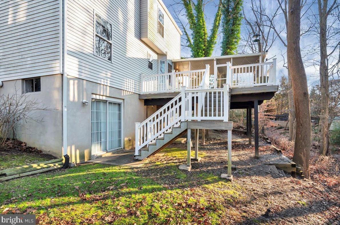 72 Sofia Dr, Blenheim NJ  08012-5359 exterior