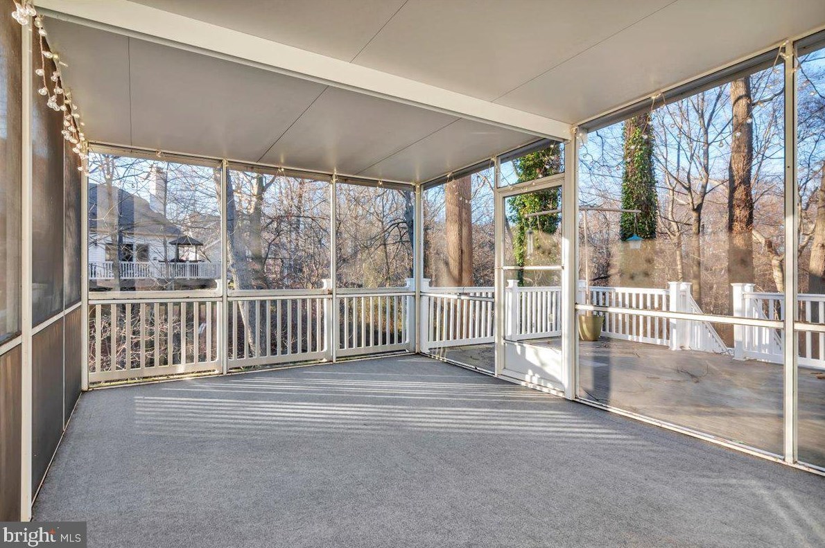 72 Sofia Dr, Blenheim NJ  08012-5359 exterior