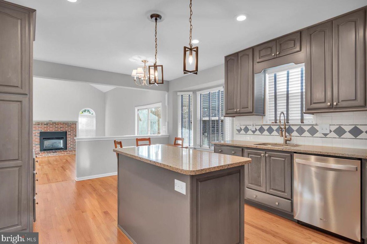 72 Sofia Dr, Blenheim NJ  08012-5359 exterior