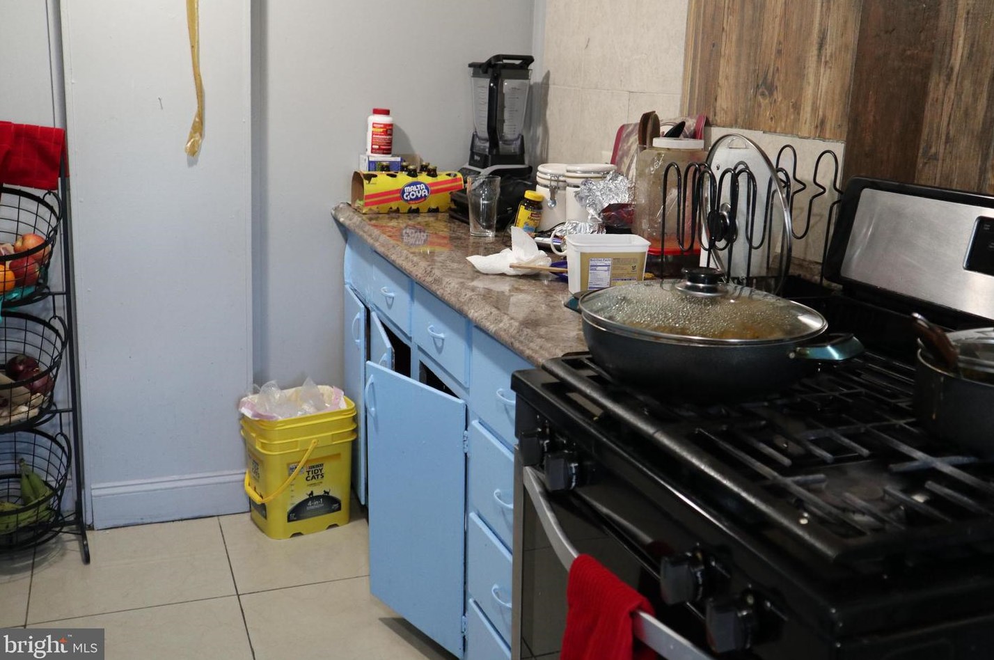 2929 Thompson St, Camden NJ  08105-1337 exterior