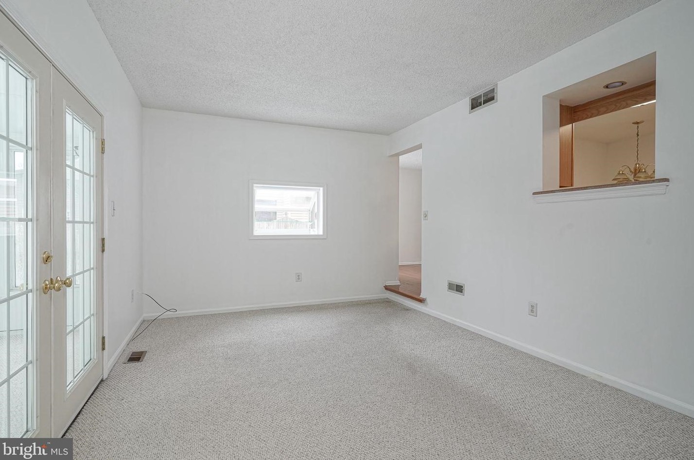 24 Acorn Ct, Erial NJ 08081-9251 exterior