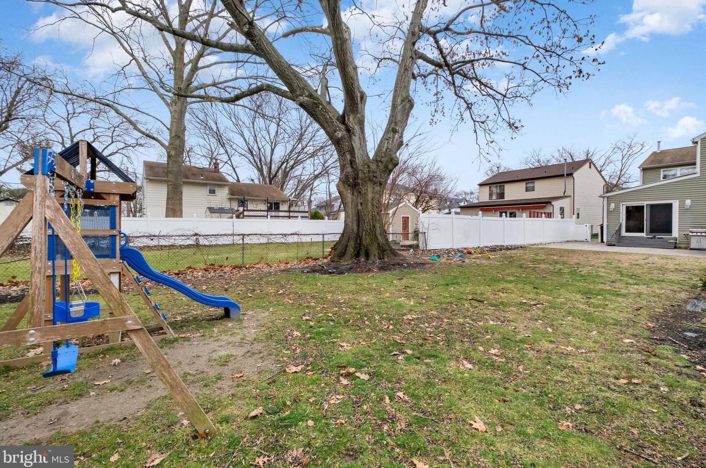 127 Holly Ave, Camden NJ  08107-1117 exterior