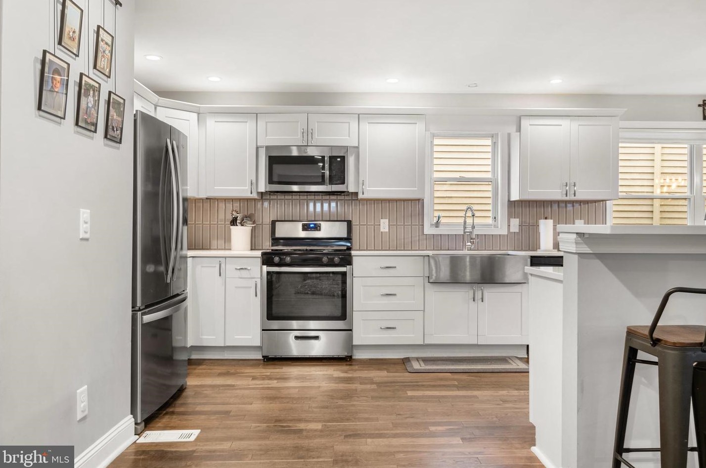 127 Holly Ave, Camden NJ  08107-1117 exterior