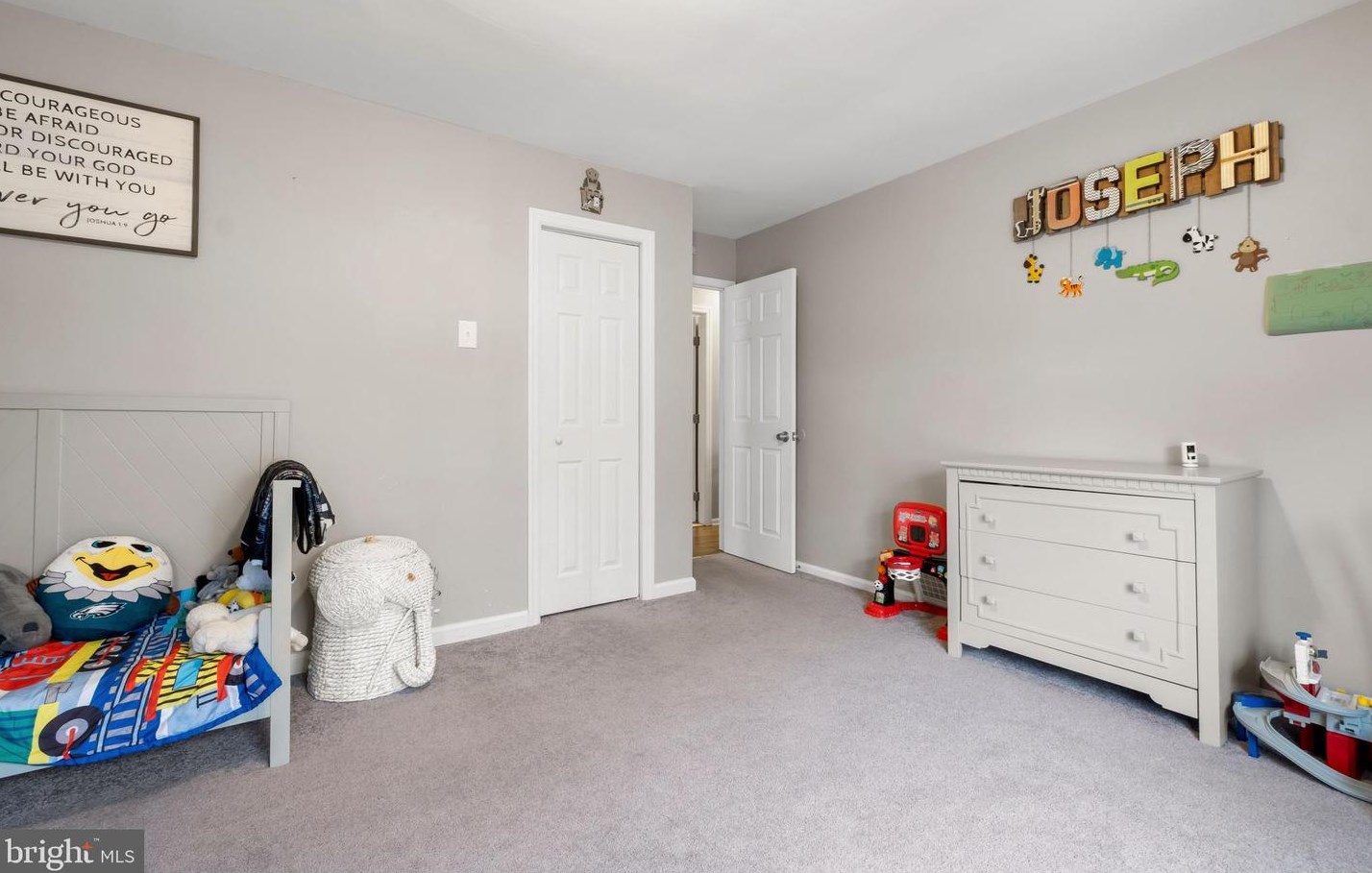 127 Holly Ave, Camden NJ  08107-1117 exterior