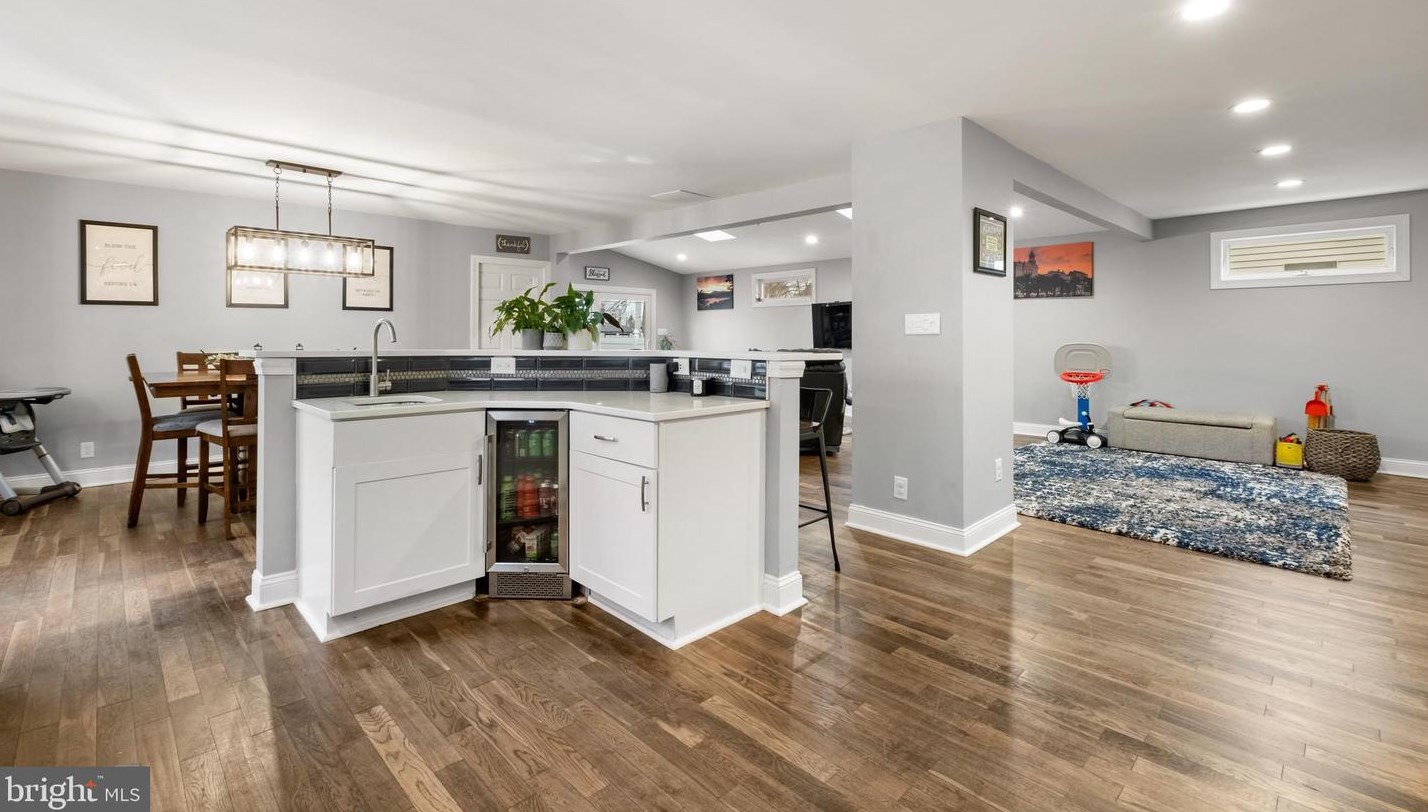 127 Holly Ave, Camden NJ  08107-1117 exterior