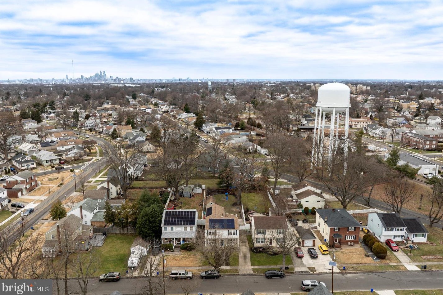 127 Holly Ave, Camden NJ  08107-1117 exterior