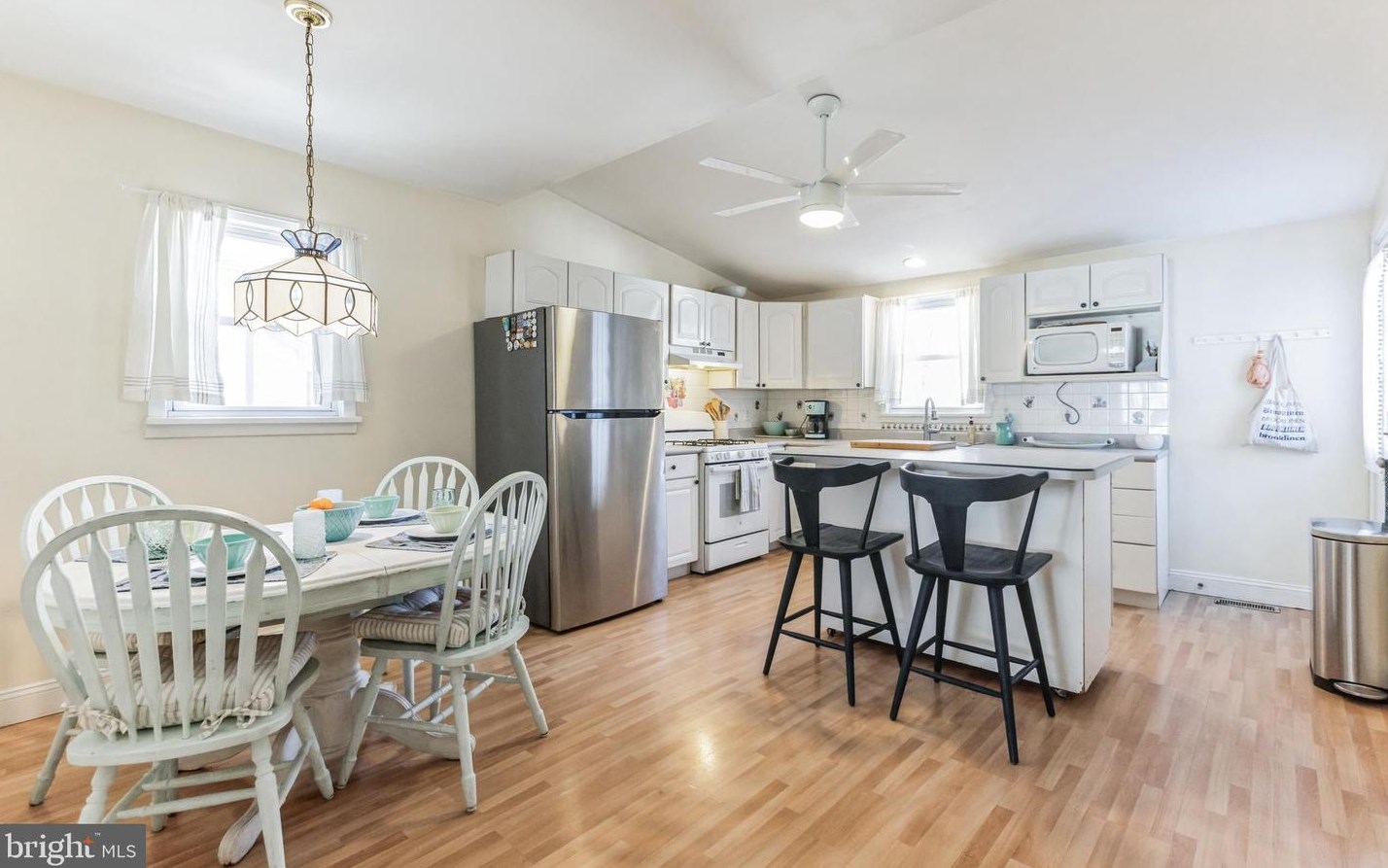 109 Holly Ave, Camden NJ  08107-1117 exterior